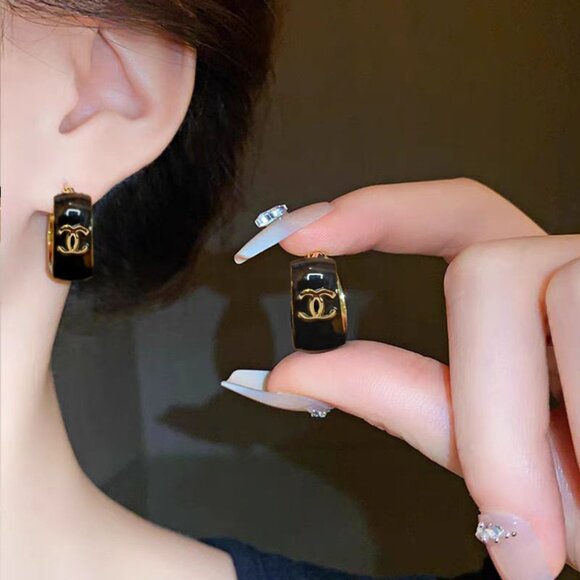 Chanel earrings - Picture 3 of 4